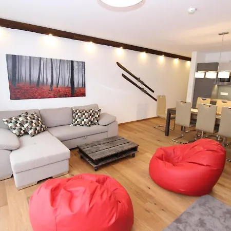 Modern With Balcony And Access To Sauna *